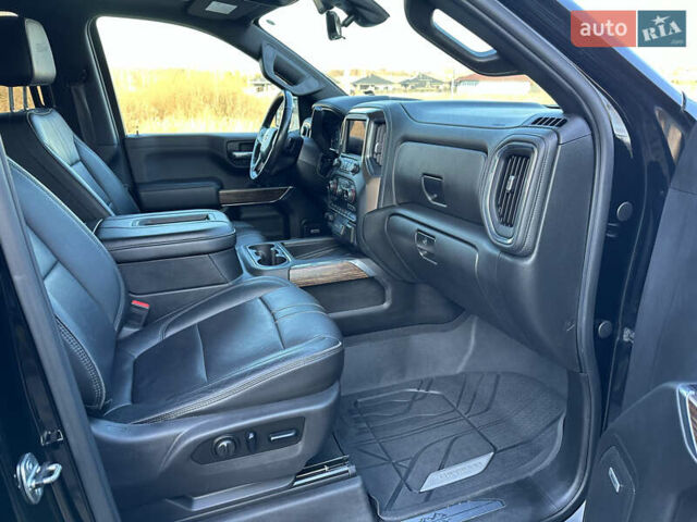 Черный Шевроле Сильверадо, объемом двигателя 6.2 л и пробегом 78 тыс. км за 49999 $, фото 66 на Automoto.ua