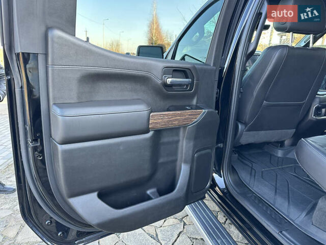 Черный Шевроле Сильверадо, объемом двигателя 6.2 л и пробегом 78 тыс. км за 49999 $, фото 57 на Automoto.ua