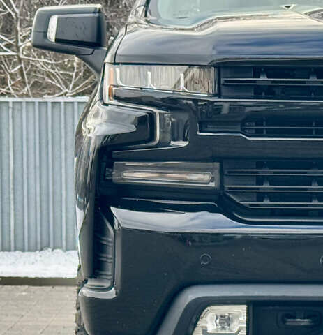 Черный Шевроле Сильверадо, объемом двигателя 5.33 л и пробегом 17 тыс. км за 43999 $, фото 7 на Automoto.ua