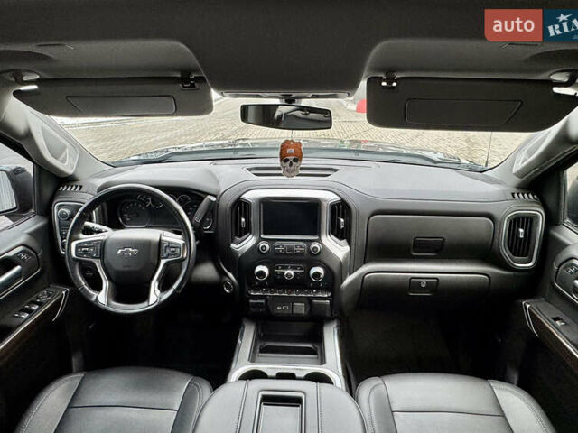 Черный Шевроле Сильверадо, объемом двигателя 5.33 л и пробегом 17 тыс. км за 43999 $, фото 41 на Automoto.ua