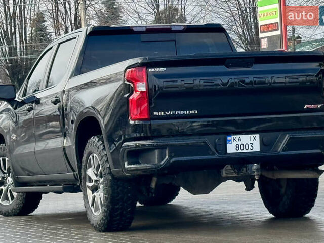 Черный Шевроле Сильверадо, объемом двигателя 5.33 л и пробегом 17 тыс. км за 43999 $, фото 3 на Automoto.ua
