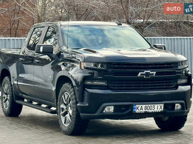 Черный Шевроле Сильверадо, объемом двигателя 5.33 л и пробегом 17 тыс. км за 43999 $, фото 5 на Automoto.ua