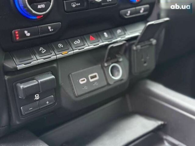 Шевроле Сильверадо, объемом двигателя 3 л и пробегом 110 тыс. км за 45000 $, фото 27 на Automoto.ua