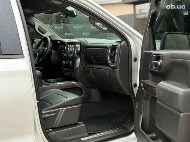 Шевроле Сильверадо, объемом двигателя 3 л и пробегом 110 тыс. км за 45000 $, фото 29 на Automoto.ua