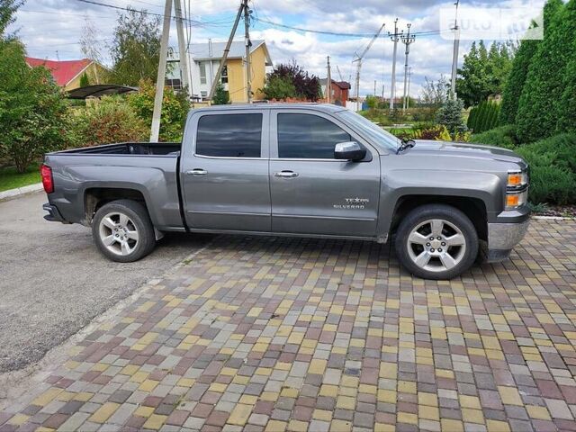 Сірий Шевроле Сільверадо, об'ємом двигуна 5.3 л та пробігом 188 тис. км за 15000 $, фото 6 на Automoto.ua