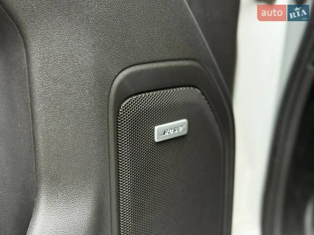 Серый Шевроле Сильверадо, объемом двигателя 3 л и пробегом 110 тыс. км за 45000 $, фото 19 на Automoto.ua