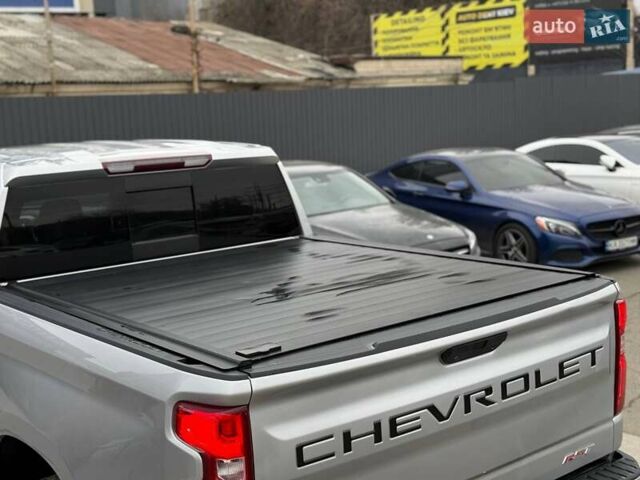 Серый Шевроле Сильверадо, объемом двигателя 3 л и пробегом 110 тыс. км за 45000 $, фото 11 на Automoto.ua
