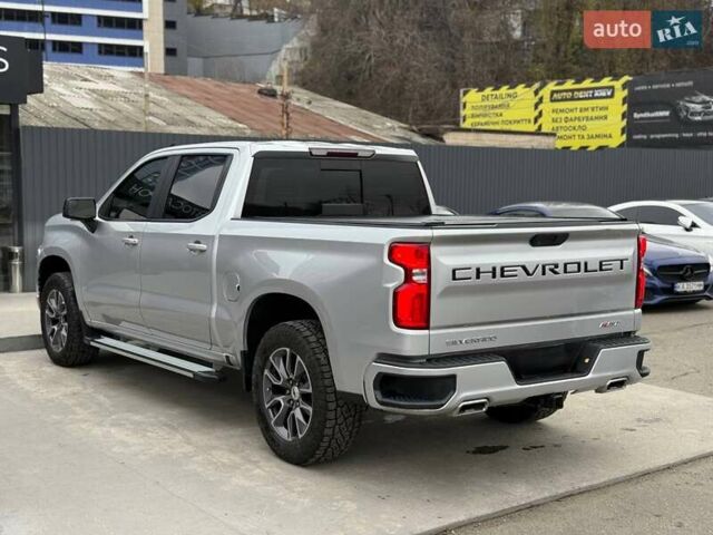 Серый Шевроле Сильверадо, объемом двигателя 3 л и пробегом 110 тыс. км за 45000 $, фото 5 на Automoto.ua