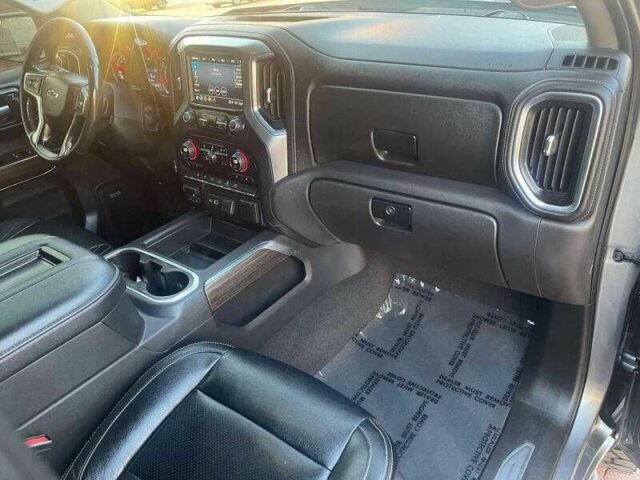 Сірий Шевроле Сільверадо, об'ємом двигуна 5.3 л та пробігом 39 тис. км за 14200 $, фото 14 на Automoto.ua