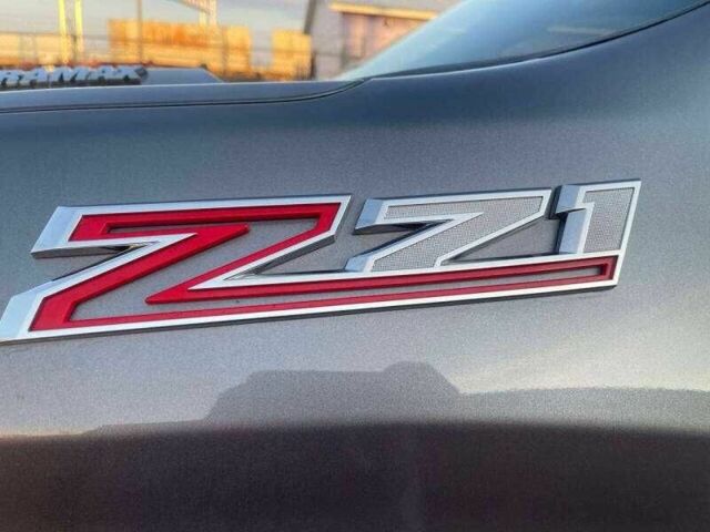 Сірий Шевроле Сільверадо, об'ємом двигуна 5.3 л та пробігом 39 тис. км за 14200 $, фото 3 на Automoto.ua