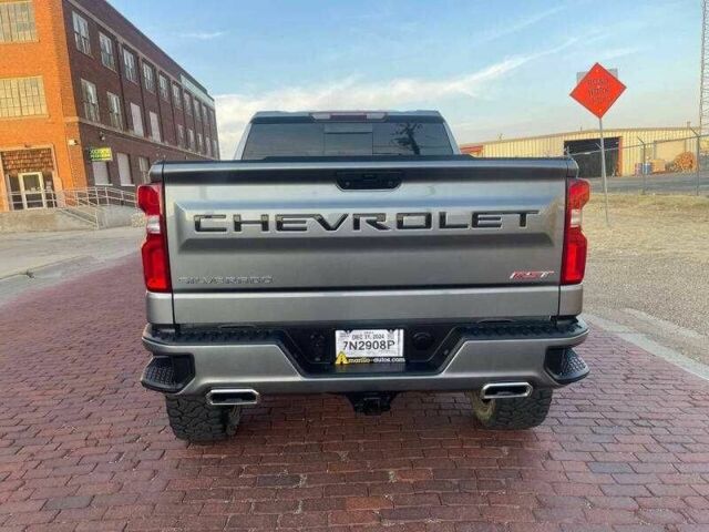 Сірий Шевроле Сільверадо, об'ємом двигуна 5.3 л та пробігом 39 тис. км за 14200 $, фото 5 на Automoto.ua