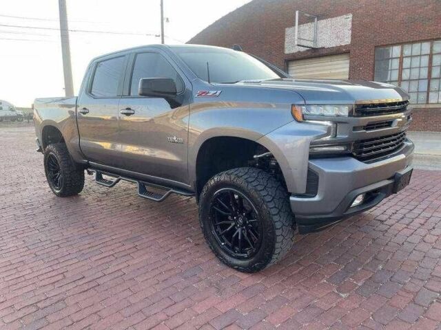 Сірий Шевроле Сільверадо, об'ємом двигуна 5.3 л та пробігом 39 тис. км за 14200 $, фото 7 на Automoto.ua