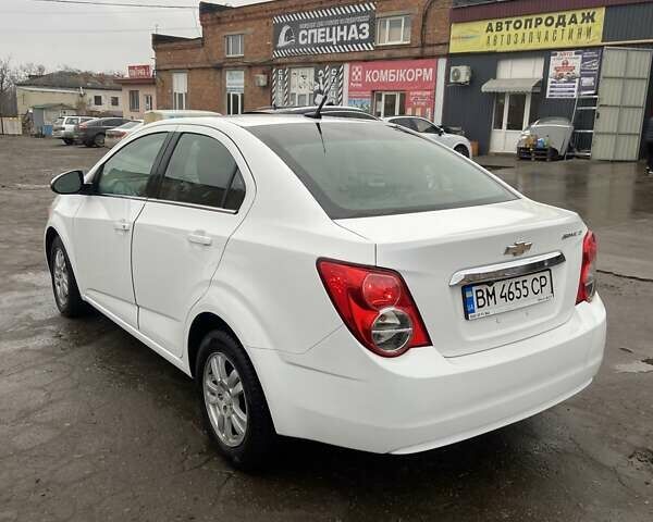 Білий Шевроле Сонік, об'ємом двигуна 1.8 л та пробігом 224 тис. км за 7000 $, фото 6 на Automoto.ua
