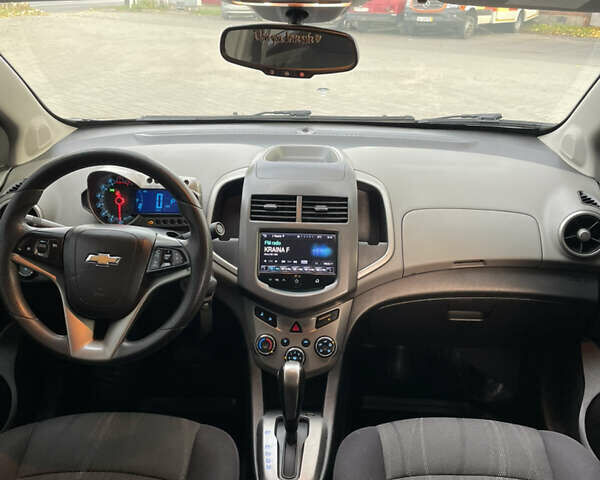 Чорний Шевроле Сонік, об'ємом двигуна 1.8 л та пробігом 138 тис. км за 6600 $, фото 18 на Automoto.ua