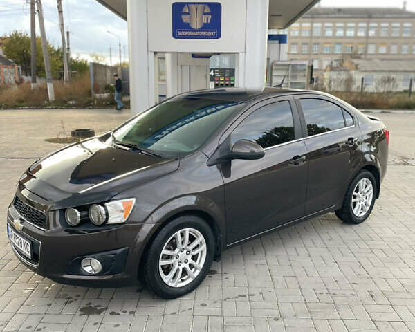 Чорний Шевроле Сонік, об'ємом двигуна 1.8 л та пробігом 138 тис. км за 6600 $, фото 7 на Automoto.ua