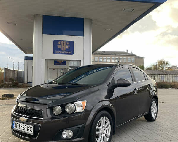 Чорний Шевроле Сонік, об'ємом двигуна 1.8 л та пробігом 138 тис. км за 6600 $, фото 2 на Automoto.ua