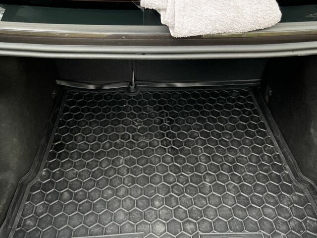 Черный Шевроле Соник, объемом двигателя 1.8 л и пробегом 137 тыс. км за 6500 $, фото 11 на Automoto.ua