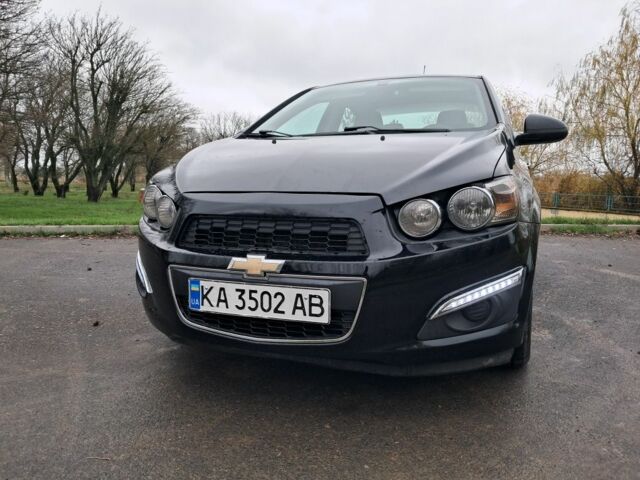 Черный Шевроле Соник, объемом двигателя 1.8 л и пробегом 101 тыс. км за 5400 $, фото 5 на Automoto.ua