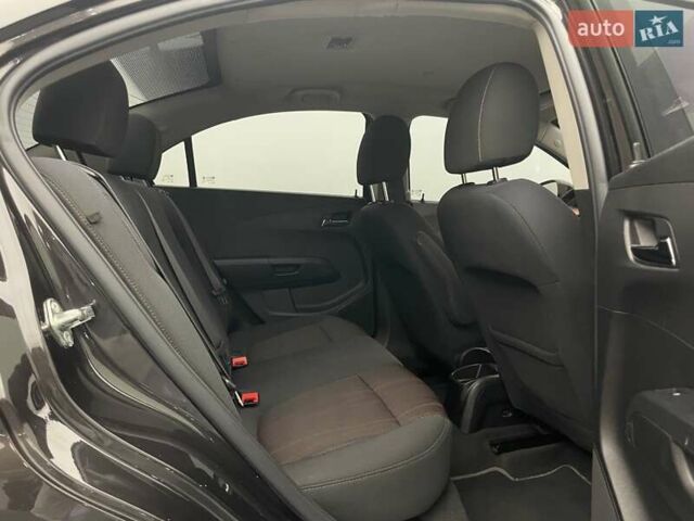 Коричневый Шевроле Соник, объемом двигателя 1.6 л и пробегом 163 тыс. км за 7471 $, фото 18 на Automoto.ua