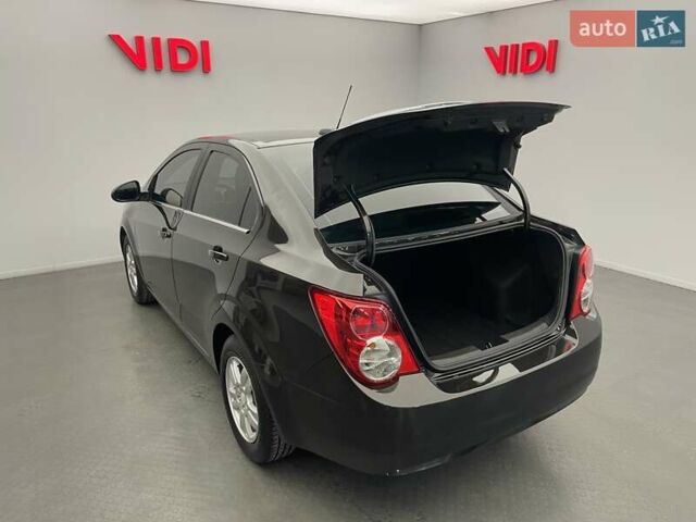 Коричневый Шевроле Соник, объемом двигателя 1.6 л и пробегом 163 тыс. км за 7471 $, фото 6 на Automoto.ua