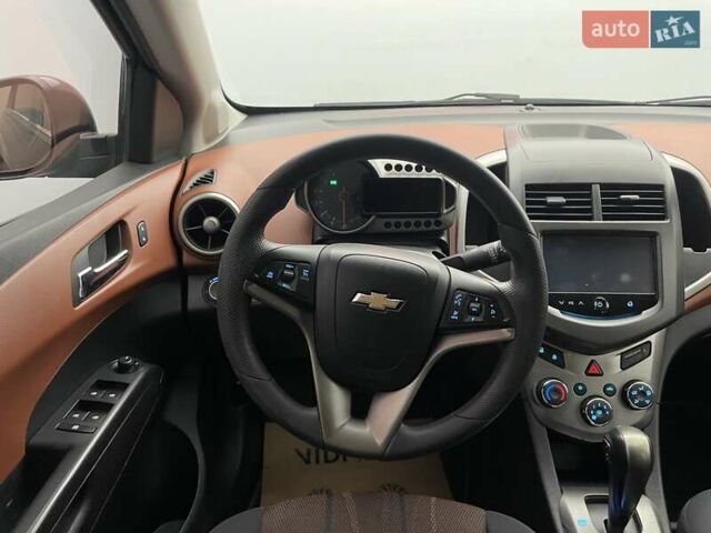 Коричневый Шевроле Соник, объемом двигателя 1.6 л и пробегом 163 тыс. км за 7471 $, фото 10 на Automoto.ua