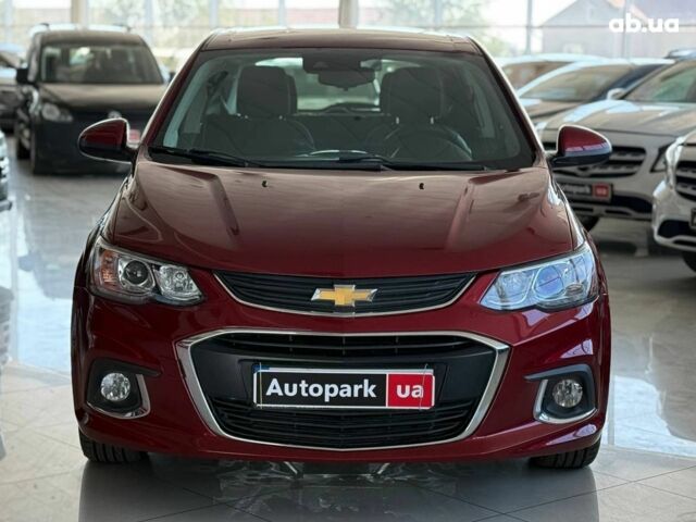 Красный Шевроле Соник, объемом двигателя 1.8 л и пробегом 80 тыс. км за 8990 $, фото 1 на Automoto.ua
