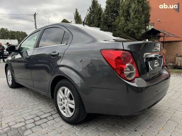 Шевроле Соник, объемом двигателя 0 л и пробегом 190 тыс. км за 6500 $, фото 10 на Automoto.ua