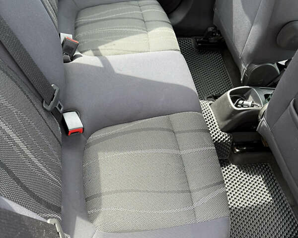 Шевроле Соник, объемом двигателя 1.4 л и пробегом 240 тыс. км за 2500 $, фото 5 на Automoto.ua