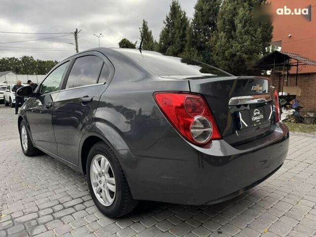 Шевроле Соник, объемом двигателя 0 л и пробегом 190 тыс. км за 6500 $, фото 11 на Automoto.ua