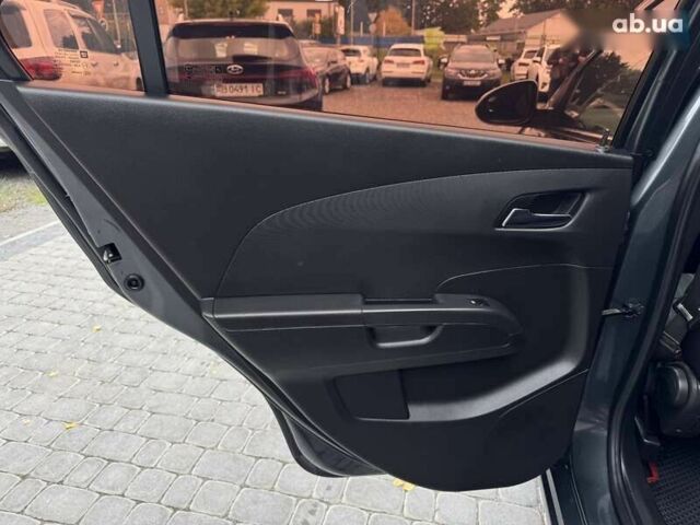 Шевроле Соник, объемом двигателя 0 л и пробегом 190 тыс. км за 6500 $, фото 26 на Automoto.ua