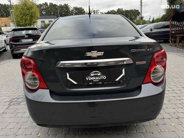Шевроле Соник, объемом двигателя 0 л и пробегом 190 тыс. км за 6500 $, фото 12 на Automoto.ua