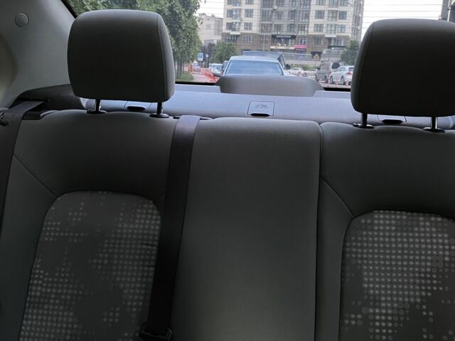 Серый Шевроле Соник, объемом двигателя 1.8 л и пробегом 247 тыс. км за 7300 $, фото 10 на Automoto.ua