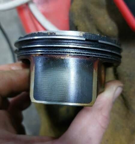 Серый Шевроле Соник, объемом двигателя 1.8 л и пробегом 220 тыс. км за 9000 $, фото 38 на Automoto.ua