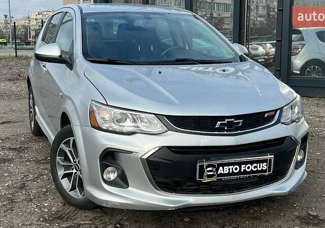 Серый Шевроле Соник, объемом двигателя 1.36 л и пробегом 46 тыс. км за 9990 $, фото 6 на Automoto.ua