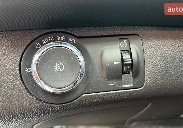 Серый Шевроле Соник, объемом двигателя 1.36 л и пробегом 46 тыс. км за 9990 $, фото 13 на Automoto.ua