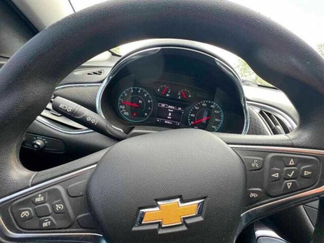 Серый Шевроле Соник, объемом двигателя 1.4 л и пробегом 33 тыс. км за 1500 $, фото 8 на Automoto.ua