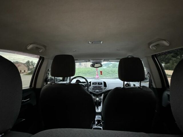 Серый Шевроле Соник, объемом двигателя 1.8 л и пробегом 251 тыс. км за 5950 $, фото 17 на Automoto.ua