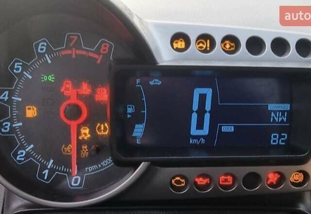 Сірий Шевроле Сонік, об'ємом двигуна 1.8 л та пробігом 268 тис. км за 5700 $, фото 3 на Automoto.ua