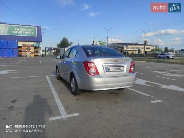 Серый Шевроле Соник, объемом двигателя 1.8 л и пробегом 174 тыс. км за 6500 $, фото 15 на Automoto.ua