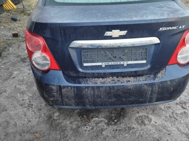 Серый Шевроле Соник, объемом двигателя 1.8 л и пробегом 87 тыс. км за 2300 $, фото 1 на Automoto.ua