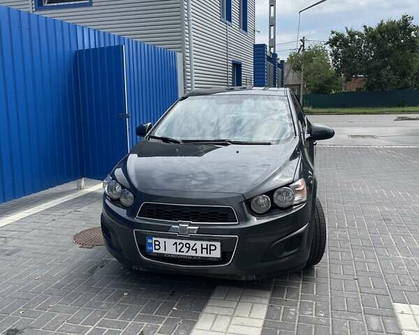 Шевроле Соник 2015 в Полтаве на Automoto.ua Серый Шевроле Соник, объемом двигателя 1.8 л и пробегом 173 тыс. км за 7000 $, фото 4 на Automoto.ua