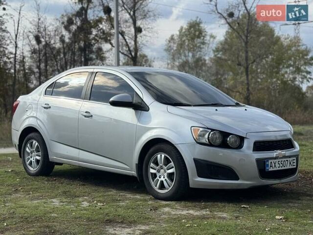 Шевроле Соник 2016 в Харькове на Automoto.ua Серый Шевроле Соник, объемом двигателя 1.8 л и пробегом 192 тыс. км за 7000 $, фото 5 на Automoto.ua