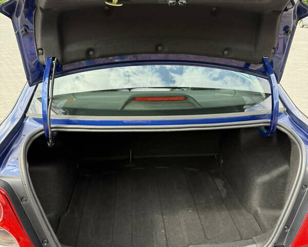 Синій Шевроле Сонік, об'ємом двигуна 1.36 л та пробігом 240 тис. км за 2400 $, фото 5 на Automoto.ua