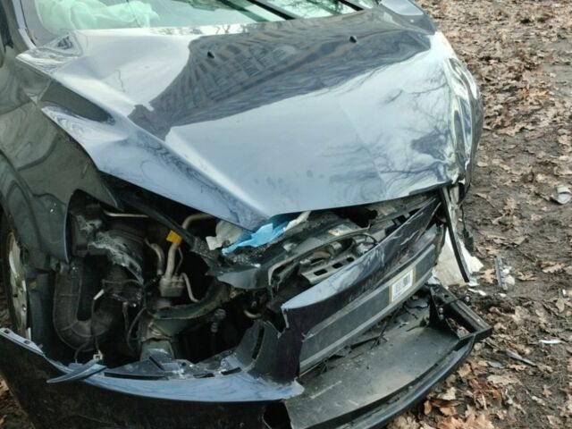 Синий Шевроле Соник, объемом двигателя 1.8 л и пробегом 87 тыс. км за 2500 $, фото 6 на Automoto.ua