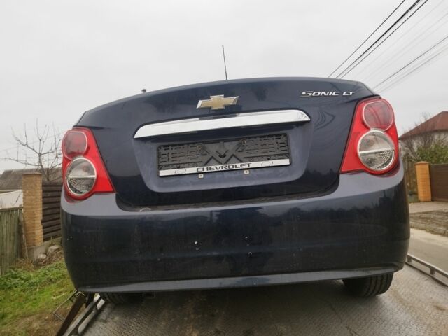 Синий Шевроле Соник, объемом двигателя 1.8 л и пробегом 87 тыс. км за 2500 $, фото 2 на Automoto.ua