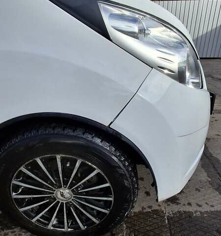 Шевроле Спарк 2011 у Александрие на Automoto.ua Білий Шевроле Спарк, об'ємом двигуна 1 л та пробігом 182 тис. км за 4000 $, фото 6 на Automoto.ua