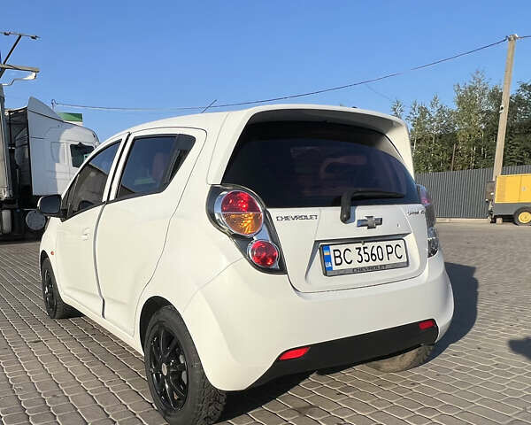 Білий Шевроле Спарк, об'ємом двигуна 1 л та пробігом 170 тис. км за 3500 $, фото 7 на Automoto.ua