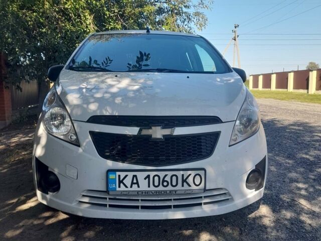 Белый Шевроле Спарк, объемом двигателя 1 л и пробегом 163 тыс. км за 4450 $, фото 3 на Automoto.ua