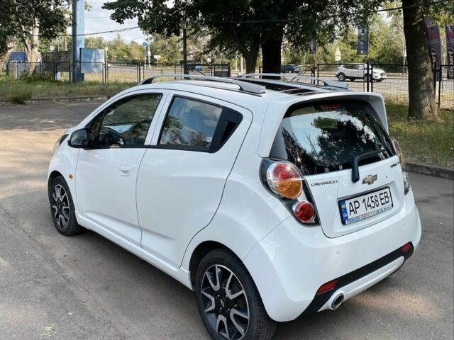 Білий Шевроле Спарк, об'ємом двигуна 1 л та пробігом 124 тис. км за 5000 $, фото 1 на Automoto.ua