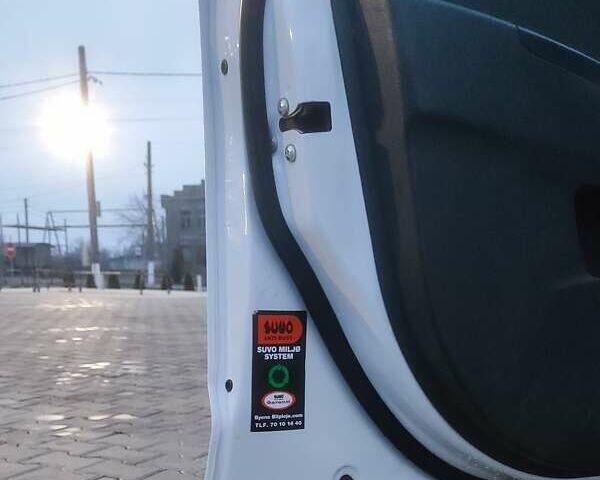 Білий Шевроле Спарк, об'ємом двигуна 0.99 л та пробігом 171 тис. км за 6200 $, фото 8 на Automoto.ua